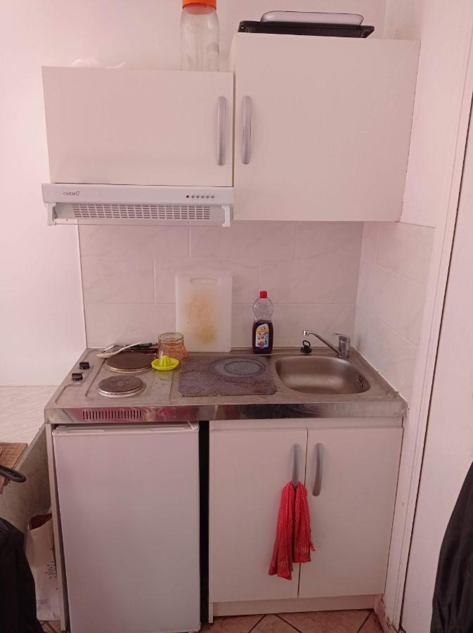 Chambre meublée indépendante, avec piscine, pour 2 personnes Toulouse Exterior foto