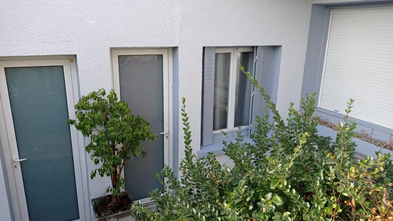 Chambre meublée indépendante, avec piscine, pour 2 personnes Toulouse Exterior foto