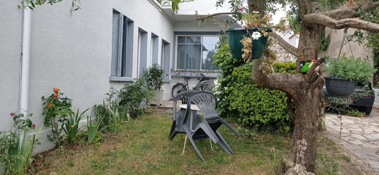 Chambre meublée indépendante, avec piscine, pour 2 personnes Toulouse Exterior foto